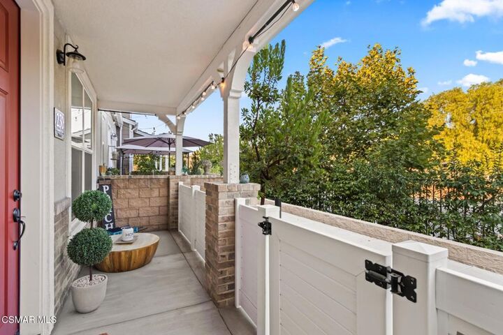 Property Photo:  230 Farmhouse Drive 3  CA 93065 