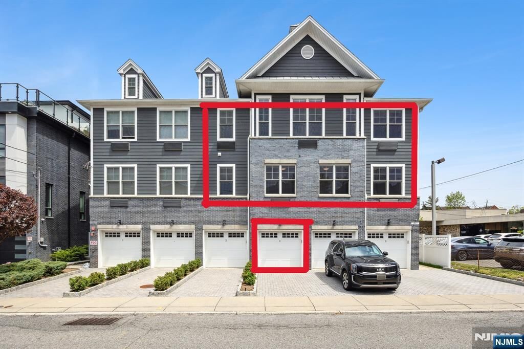 Property Photo: 17 Cumbermeade Road #202 NJ 07024