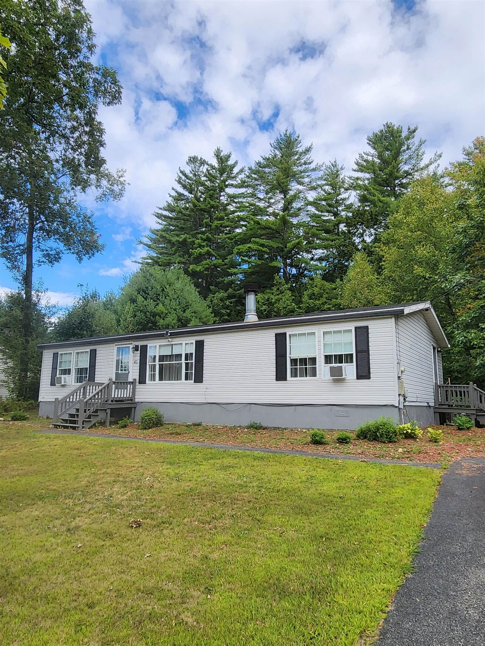 Property Photo:  41 Mountainview Road  NH 03446 