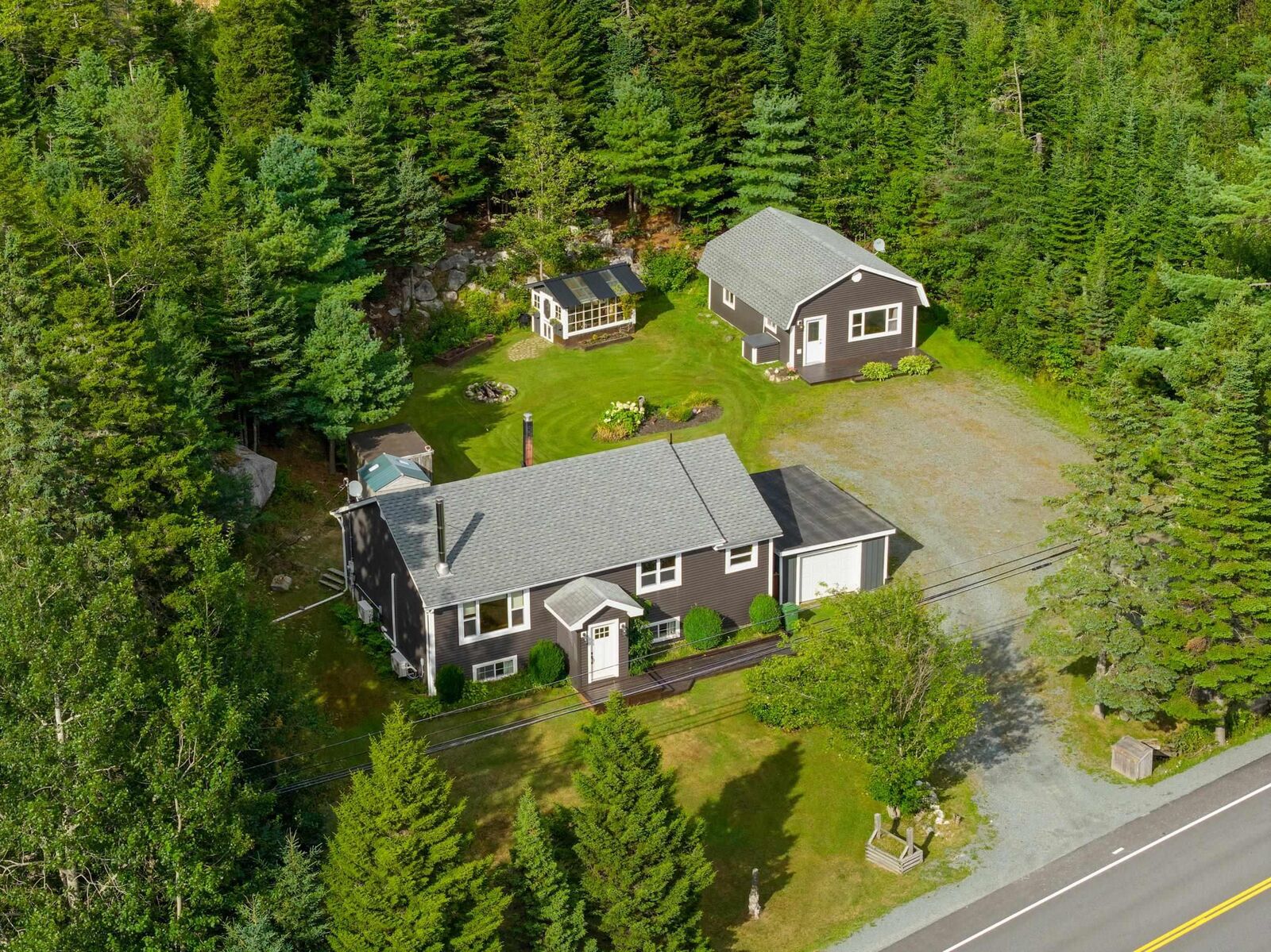 Property Photo: 9513 Highway 7 NS B0J 2L0