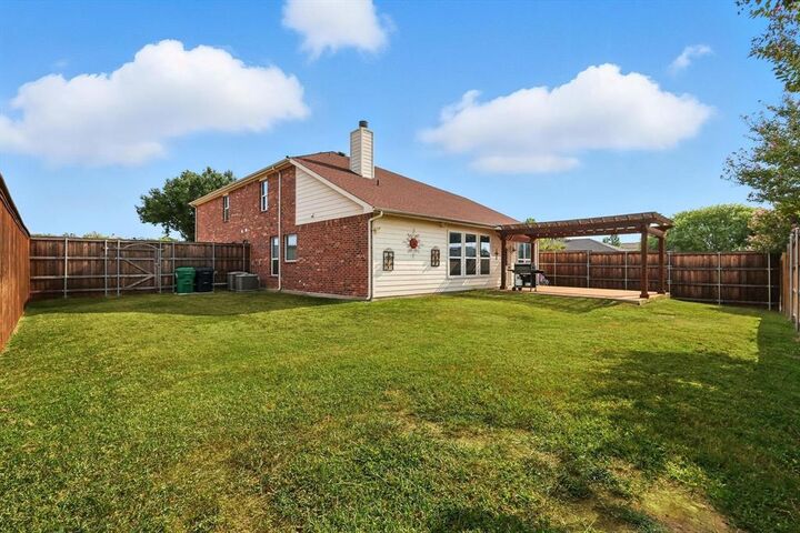 2112 Del Mar Court  Denton TX 76210 photo