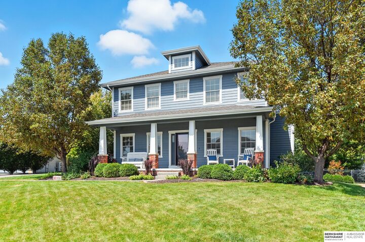 18926 Nicholas Street  Omaha NE 68022 photo