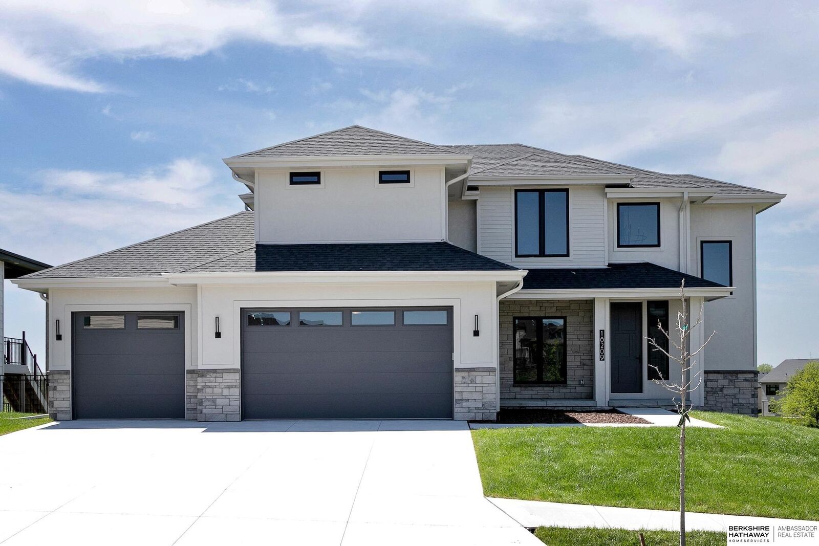 Property Photo: 20617 Hartman Avenue NE 68022