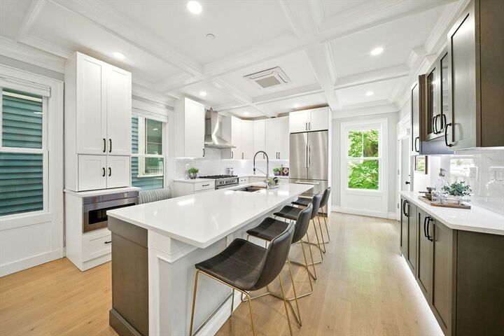 Property Photo:  74-76 Dana St 2  MA 02138 