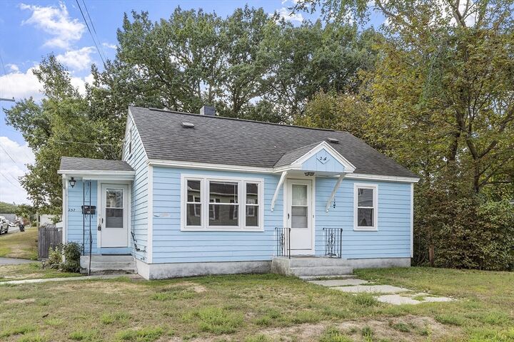 Property Photo: 257 Spruce St MA 01453