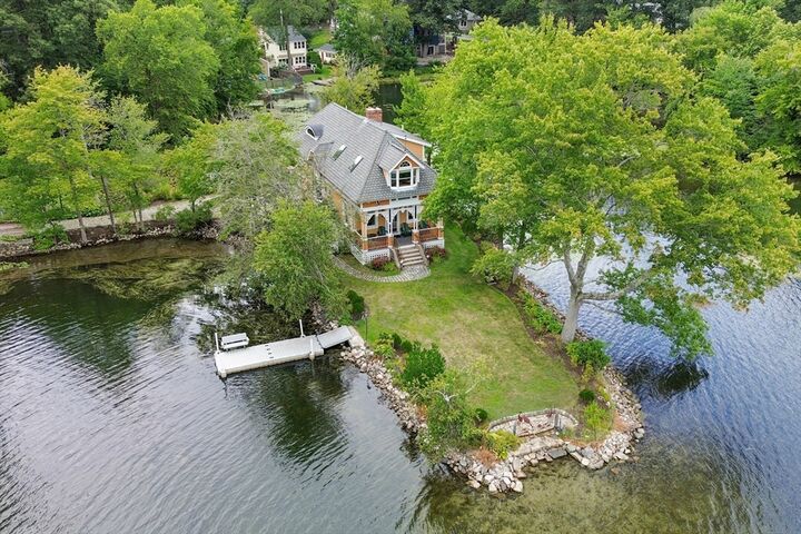 96 Lake Shore Dr  Wayland MA 01778 photo