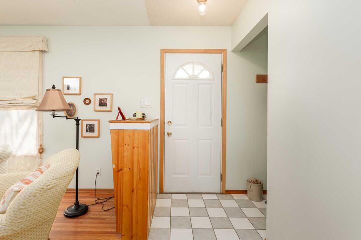 Property Photo:  1306 29 Street S  AB T1K 2X3 