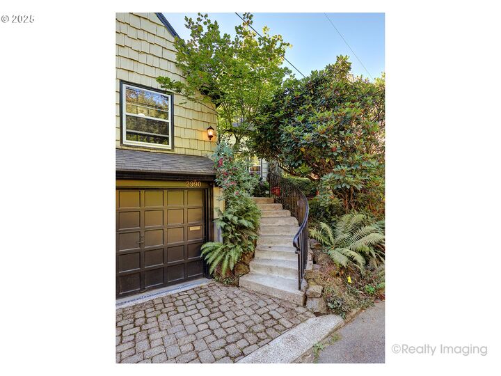 Property Photo:  2990 NW Verde Vista Ter  OR 97210 