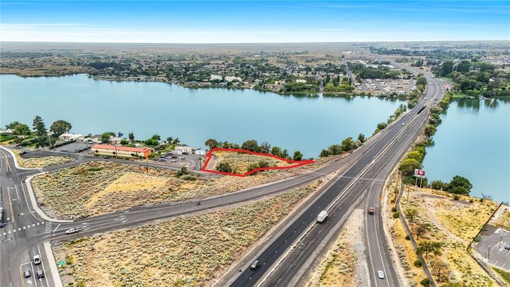 Property Photo: 0 Nna Lakeshore Court WA 98837