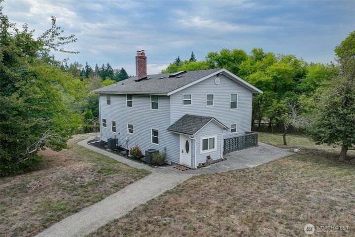 Property Photo: 31612 8th Avenue S WA 98580