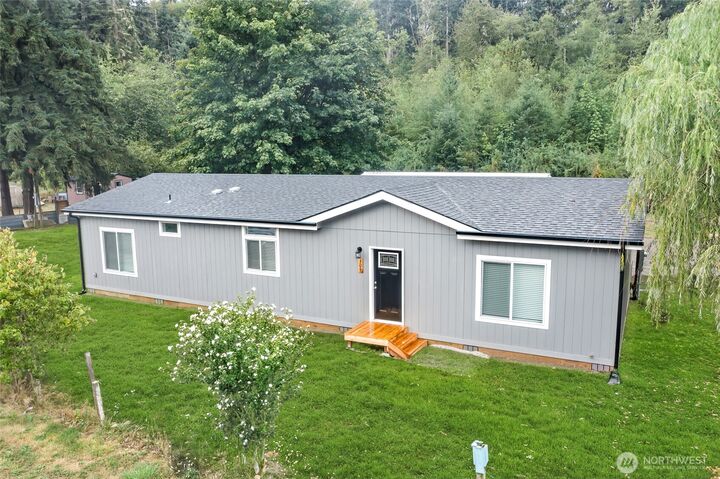Property Photo:  309  Sumner Street N  WA 98530 