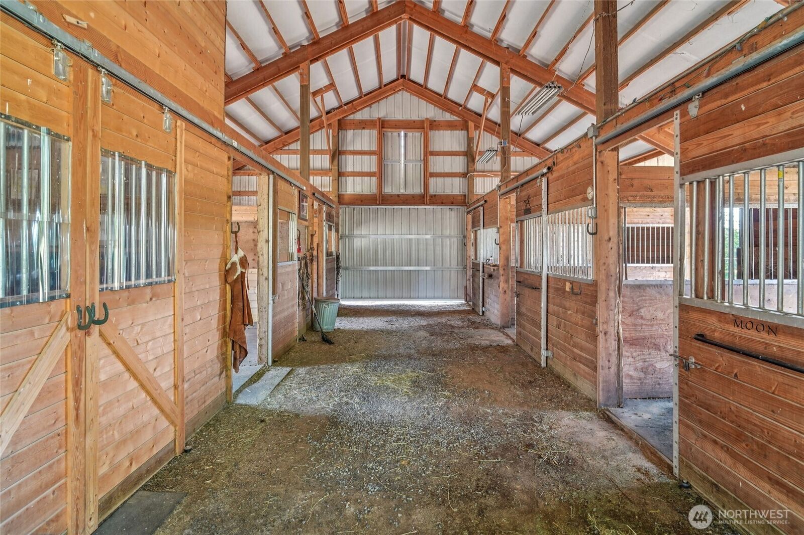 Property Photo: 14827 Three Lakes Road WA 98290