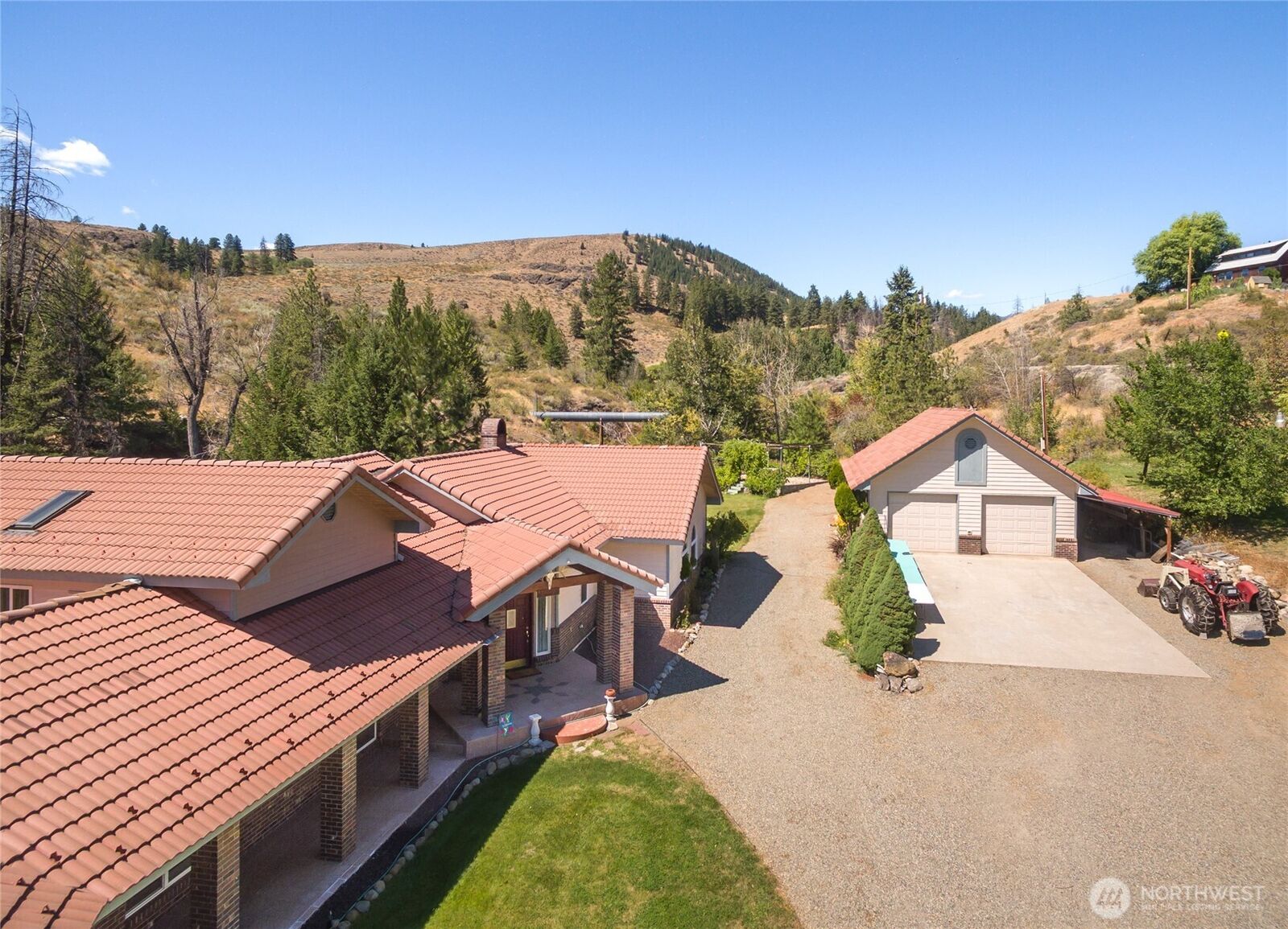 Property Photo:  572 B W Chewuch Rd (Barron Blvd)  WA 98862 