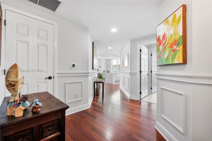 Property Photo: 1819 SE 17th St 604 FL 33316
