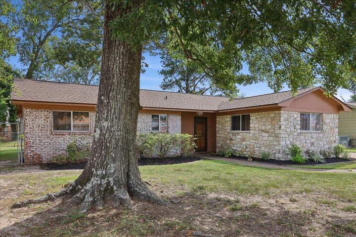 Property Photo: 6175 Pansy Drive TX 77706