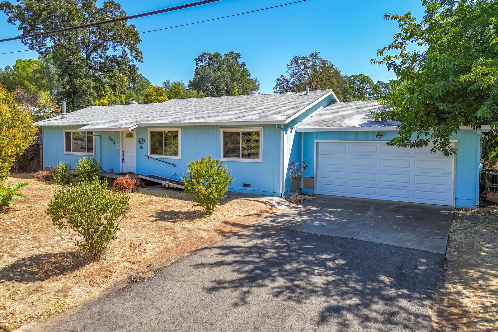 Property Photo: 1433 Mussel Shoals Avenue CA 96019