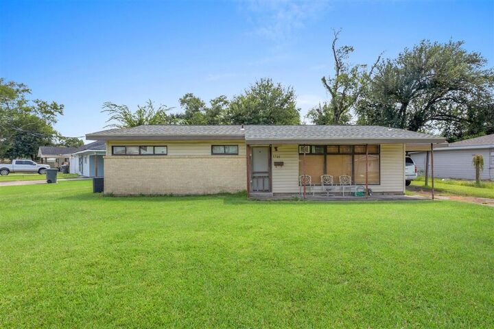 Property Photo: 3700 Ohio St Street LA 70607