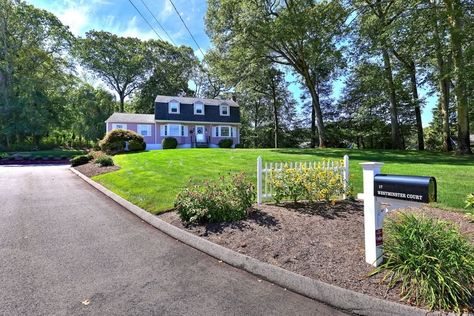 Property Photo: 17 Westminster Court CT 06461