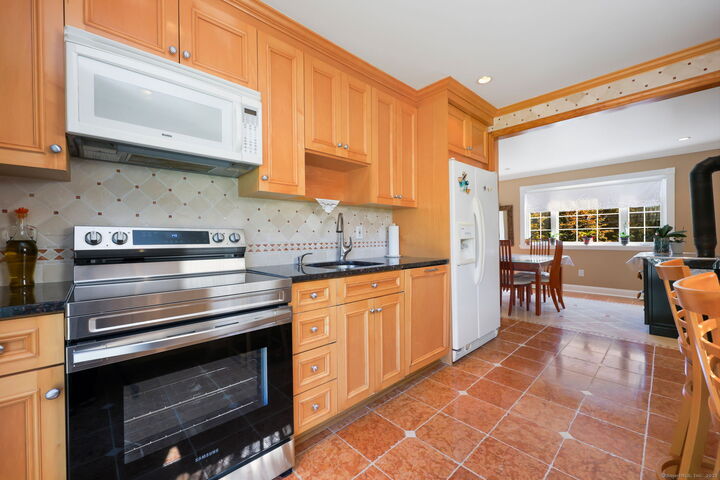 Property Photo:  5 Tower Drive  CT 06850 