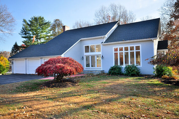 56 West Gerald Drive  Manchester CT 06040 photo