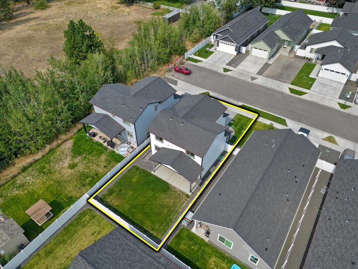 Property Photo:  16810 E Baldwin Ave  WA 99016 