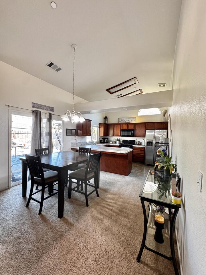 Property Photo: 30912 Tadpole Street CA 93291