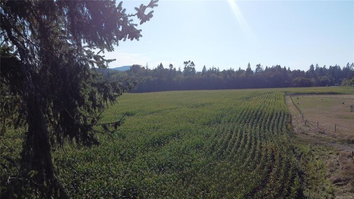 Property Photo:  Lt 2 Garnett Rd  BC V8H 0E8 