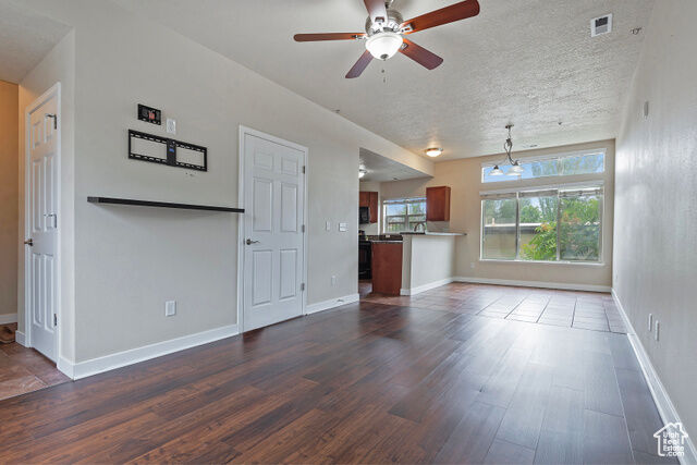 Property Photo: 520 S 500 E 305 UT 84102
