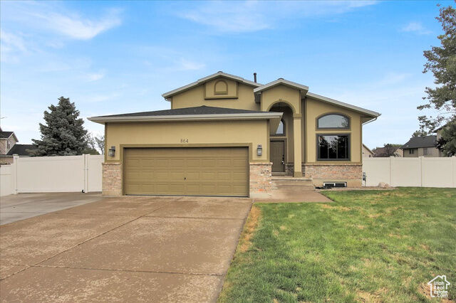 Property Photo: 864 W 960 N UT 84015