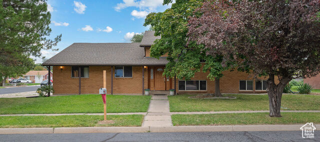 Property Photo:  284 N 400 E  UT 84660 