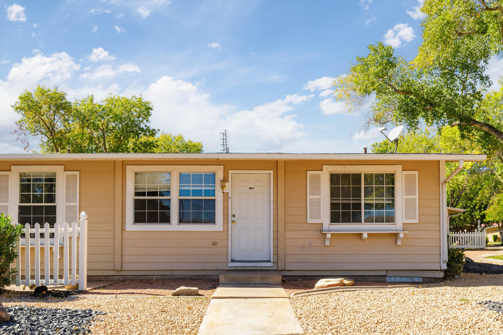 Property Photo: 600 N 2450 E St #1003 UT 84790