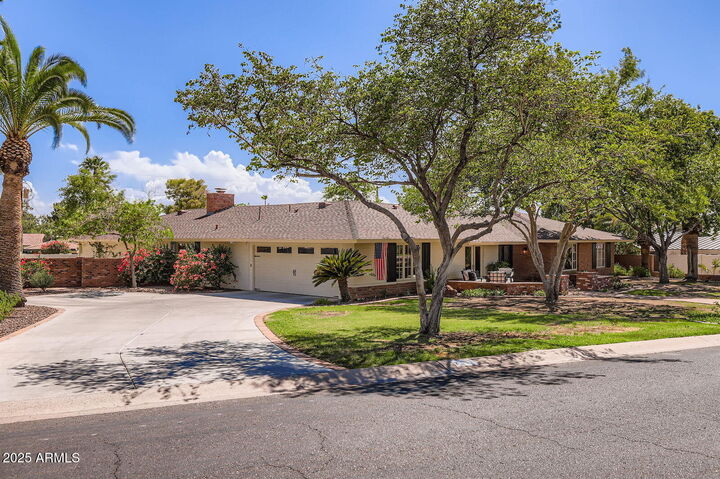 Property Photo:  2231 E Montebello Avenue  AZ 85016 