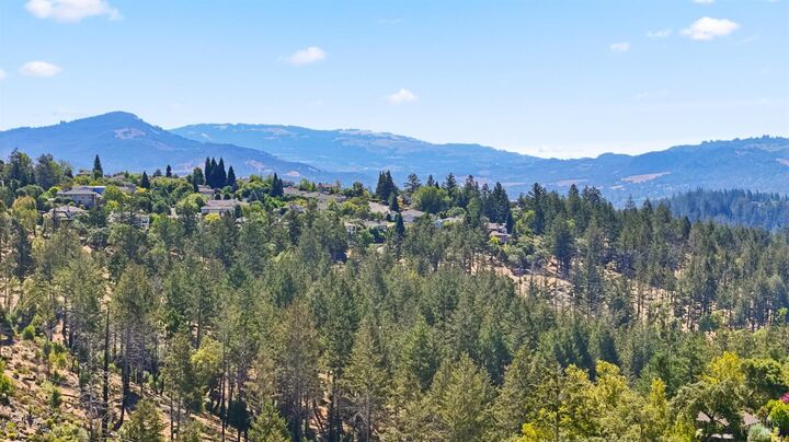 Property Photo:  3756 Crown Hill Drive  CA 95404 