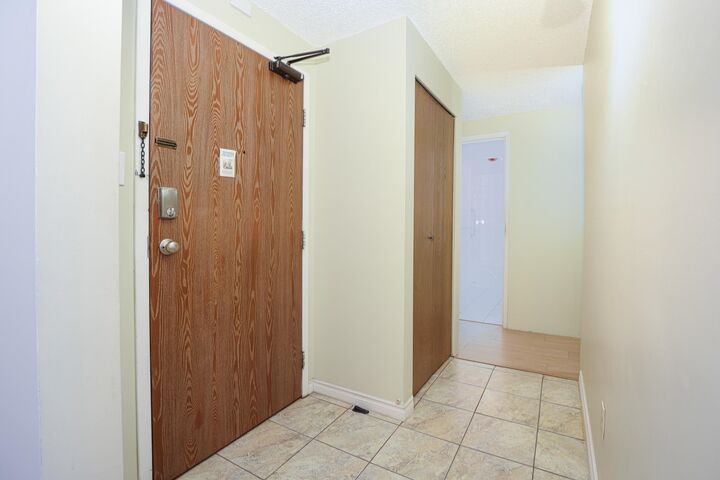 Property Photo: 4134 Maywood Street 302 BC V5H 4C9