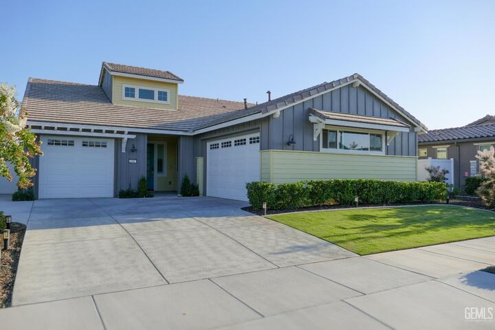 Property Photo:  14817 Bromshire Street  CA 93311 