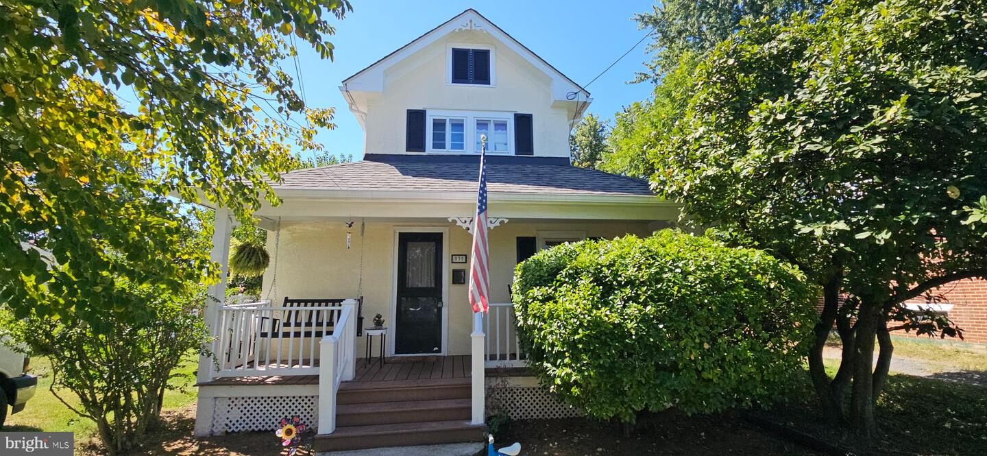 Property Photo: 939 Woodland Avenue VA 22601