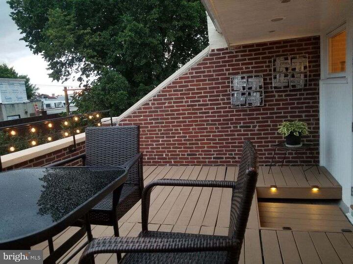 Property Photo:  430 S 5th Street S  PA 19147 
