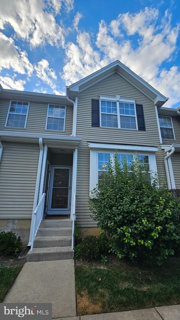 508 Blossom Circle  Dayton NJ 08810 photo