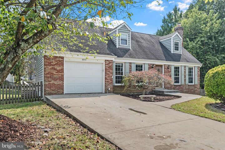 Property Photo: 6013 Pepco Court VA 22193