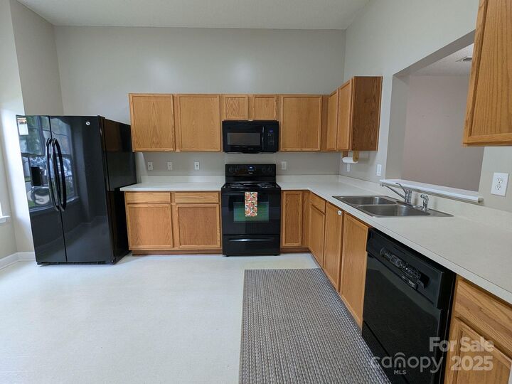 Property Photo: 1032 Valley Forge Drive SC 29710