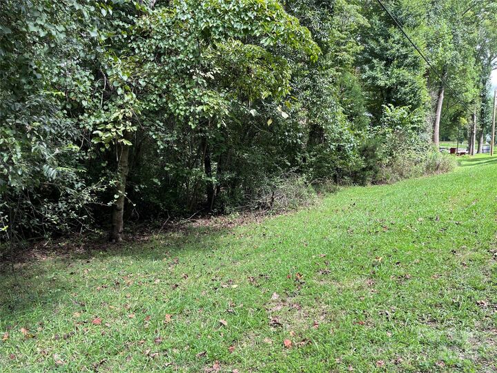 Property Photo:  9100 Dixie Drive  NC 28278 