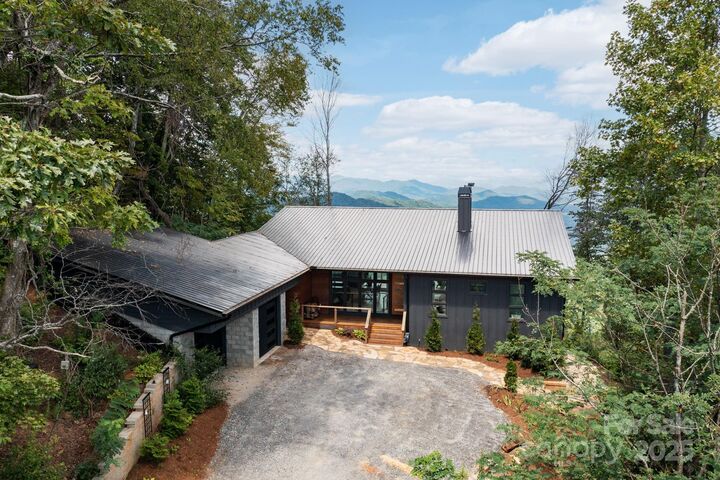 87 Jerome Lane  Leicester NC 28748 photo