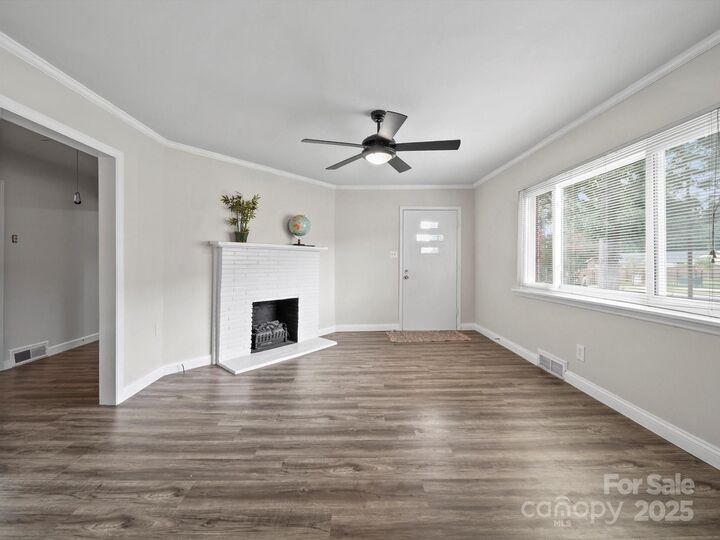Property Photo: 4315 Denver Avenue NC 28208