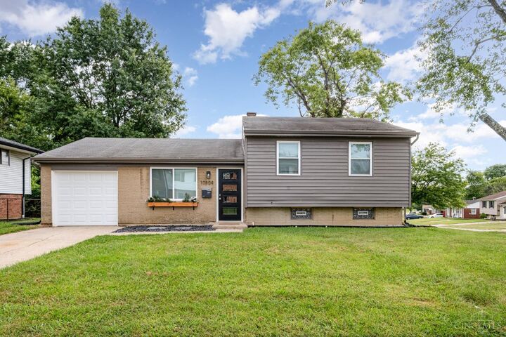 Property Photo: 10804 Sprucehill Drive OH 45240