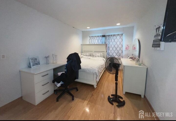 Property Photo: 18 Adams Court NJ 08816