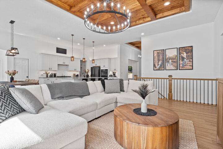 Property Photo:  73 Rum Point Ct  PA 15801 