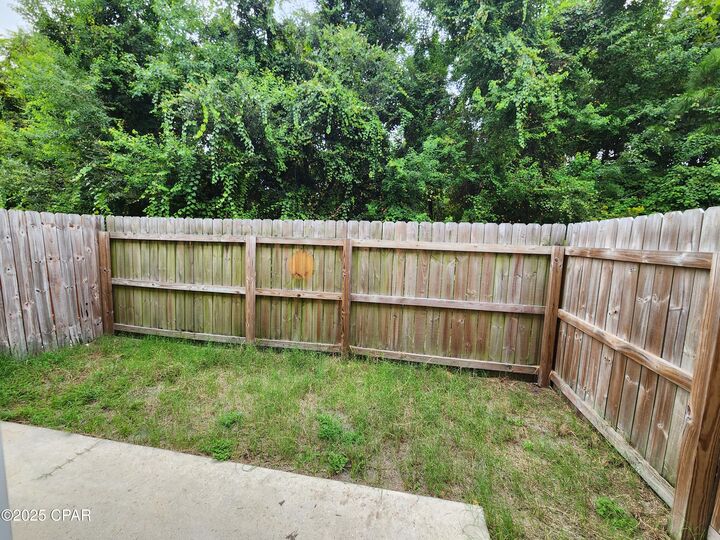 Property Photo:  9024 Banyan Beach Drive  FL 32408 