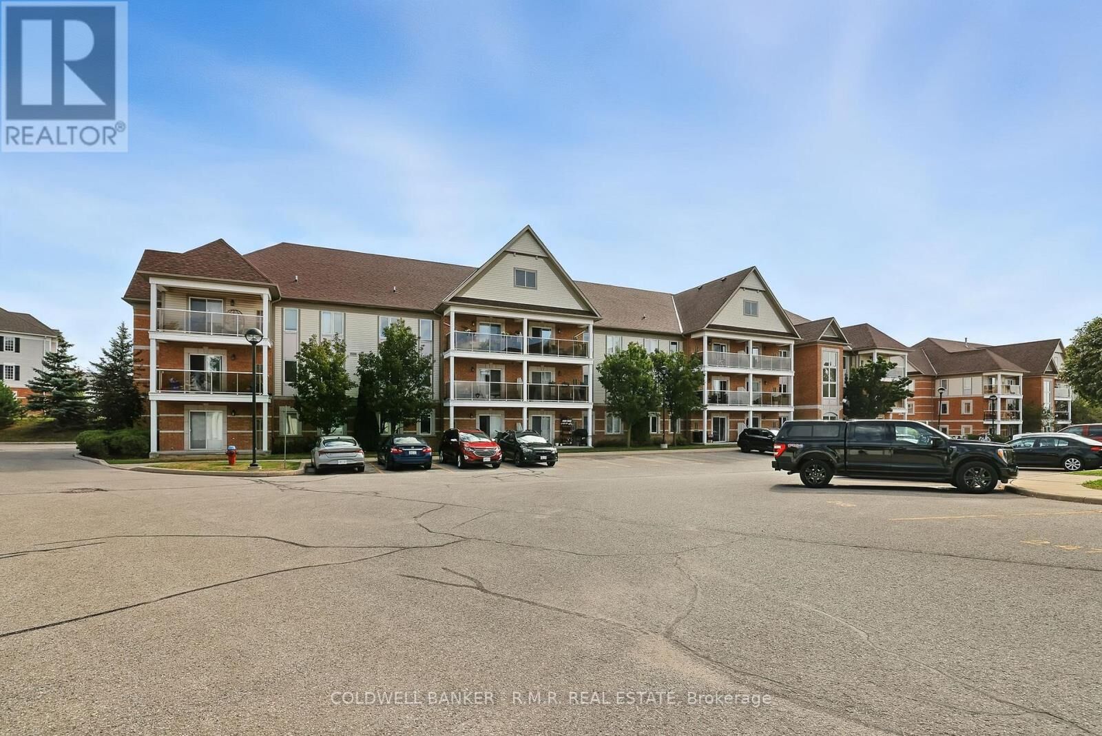 Photo de la propriété: 124 Aspen Springs Drive 310 ON L1C 0G8