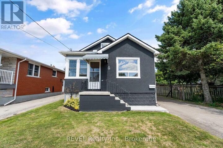Property Photo: 70 Cross Street ON L3K 1L2