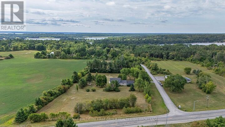 Property Photo:  1859 Turcotte Lane  ON K7G 2V5 